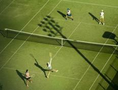 德约科维奇爆冷击败德国队，精彩发挥引爆全场！