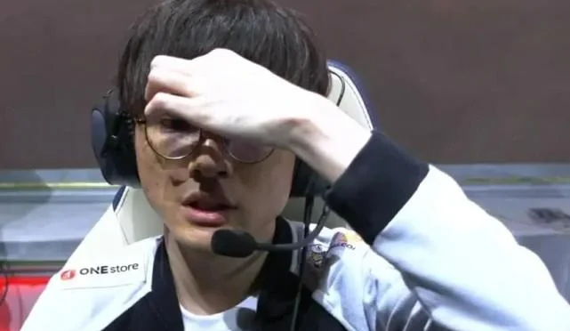 Faker重要时刻重返赛场,独行侠带队取胜!热度持续攀升(英雄联盟faker直播带货1700万)