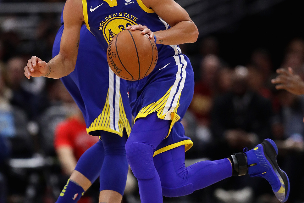 关于瑞士队教练压力巨大!,Faker遭遇三持续失利比赛高潮迭起的信息